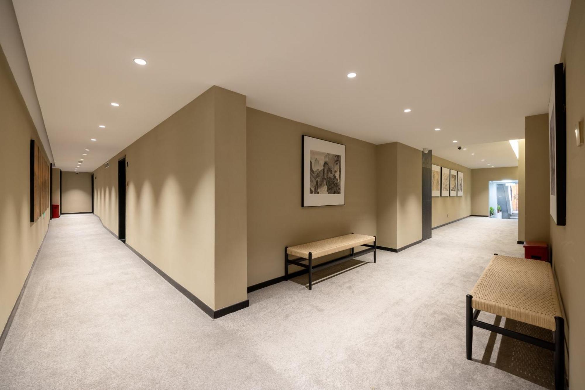 Beijing Tangfu Nanluoguxiang Wang Fu Jing Forbidden City Snack Street Hotel,1 Stop Walking To Airport Express,3 Stop To Tiananmen&Free Laundry Dry Service &Professional Free Tour Ticket Service With English Speaking Staff Pequim Exterior foto