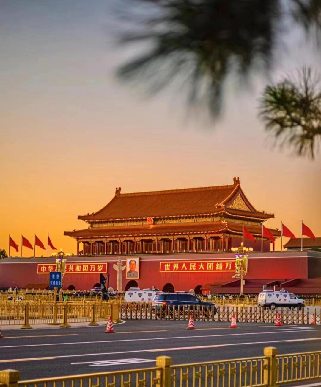 Beijing Tangfu Nanluoguxiang Wang Fu Jing Forbidden City Snack Street Hotel,1 Stop Walking To Airport Express,3 Stop To Tiananmen&Free Laundry Dry Service &Professional Free Tour Ticket Service With English Speaking Staff Pequim Exterior foto