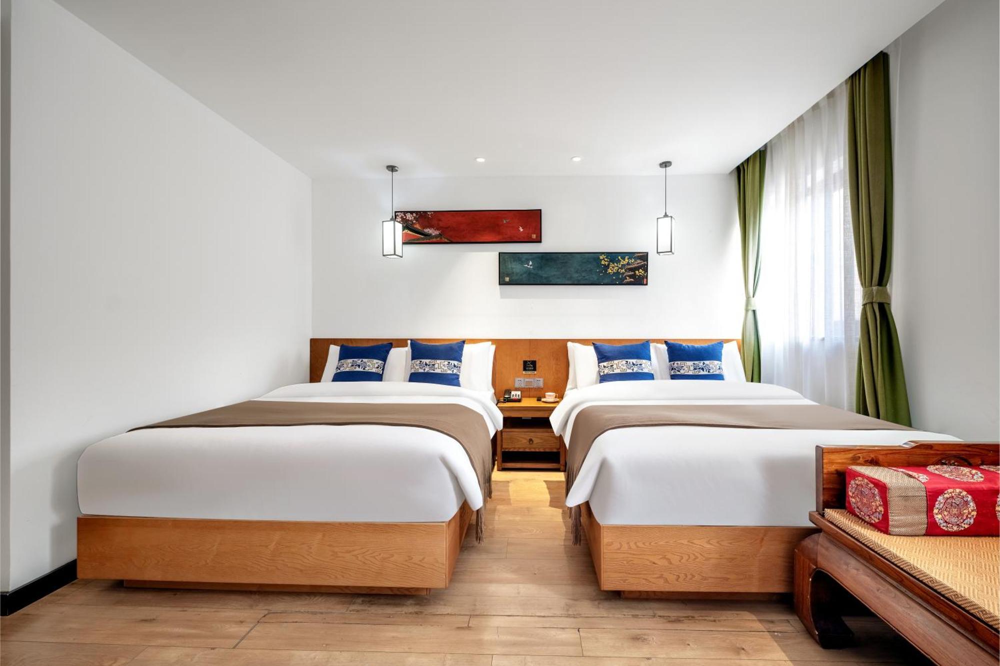 Beijing Tangfu Nanluoguxiang Wang Fu Jing Forbidden City Snack Street Hotel,1 Stop Walking To Airport Express,3 Stop To Tiananmen&Free Laundry Dry Service &Professional Free Tour Ticket Service With English Speaking Staff Pequim Exterior foto