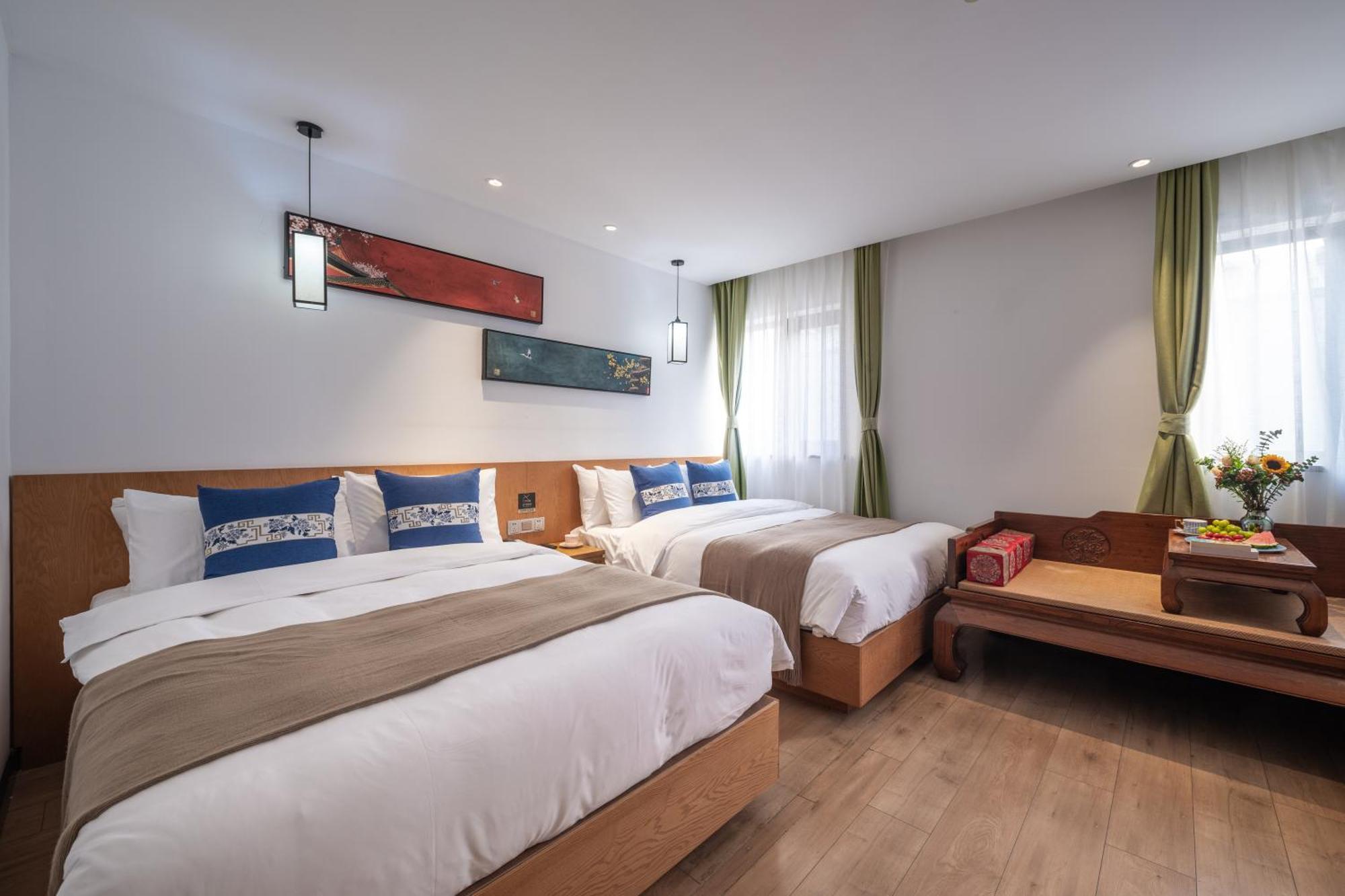Beijing Tangfu Nanluoguxiang Wang Fu Jing Forbidden City Snack Street Hotel,1 Stop Walking To Airport Express,3 Stop To Tiananmen&Free Laundry Dry Service &Professional Free Tour Ticket Service With English Speaking Staff Pequim Exterior foto