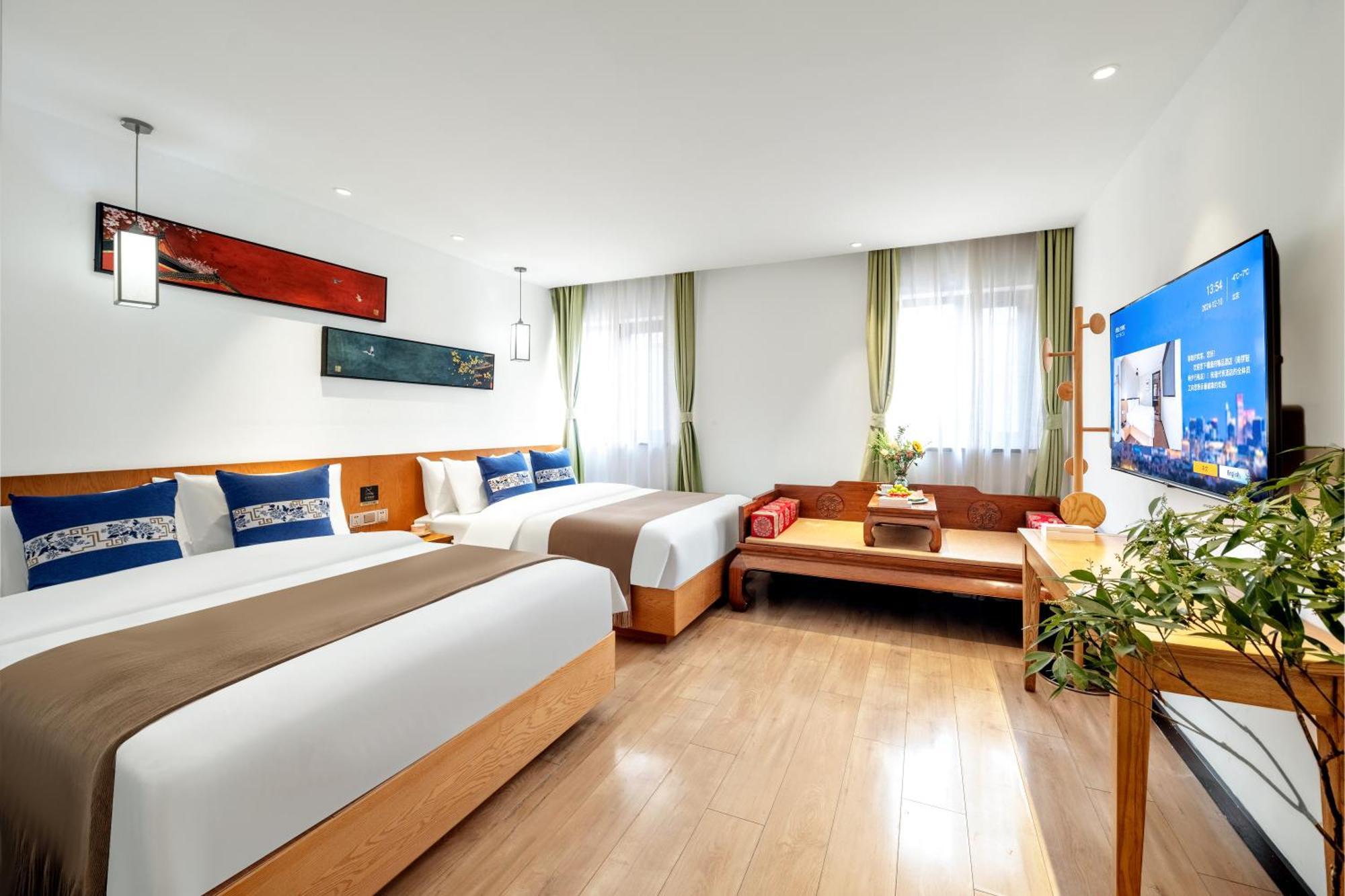 Beijing Tangfu Nanluoguxiang Wang Fu Jing Forbidden City Snack Street Hotel,1 Stop Walking To Airport Express,3 Stop To Tiananmen&Free Laundry Dry Service &Professional Free Tour Ticket Service With English Speaking Staff Pequim Exterior foto