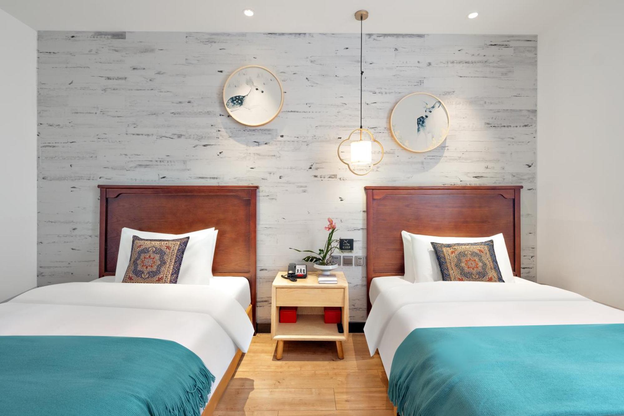 Beijing Tangfu Nanluoguxiang Wang Fu Jing Forbidden City Snack Street Hotel,1 Stop Walking To Airport Express,3 Stop To Tiananmen&Free Laundry Dry Service &Professional Free Tour Ticket Service With English Speaking Staff Pequim Exterior foto