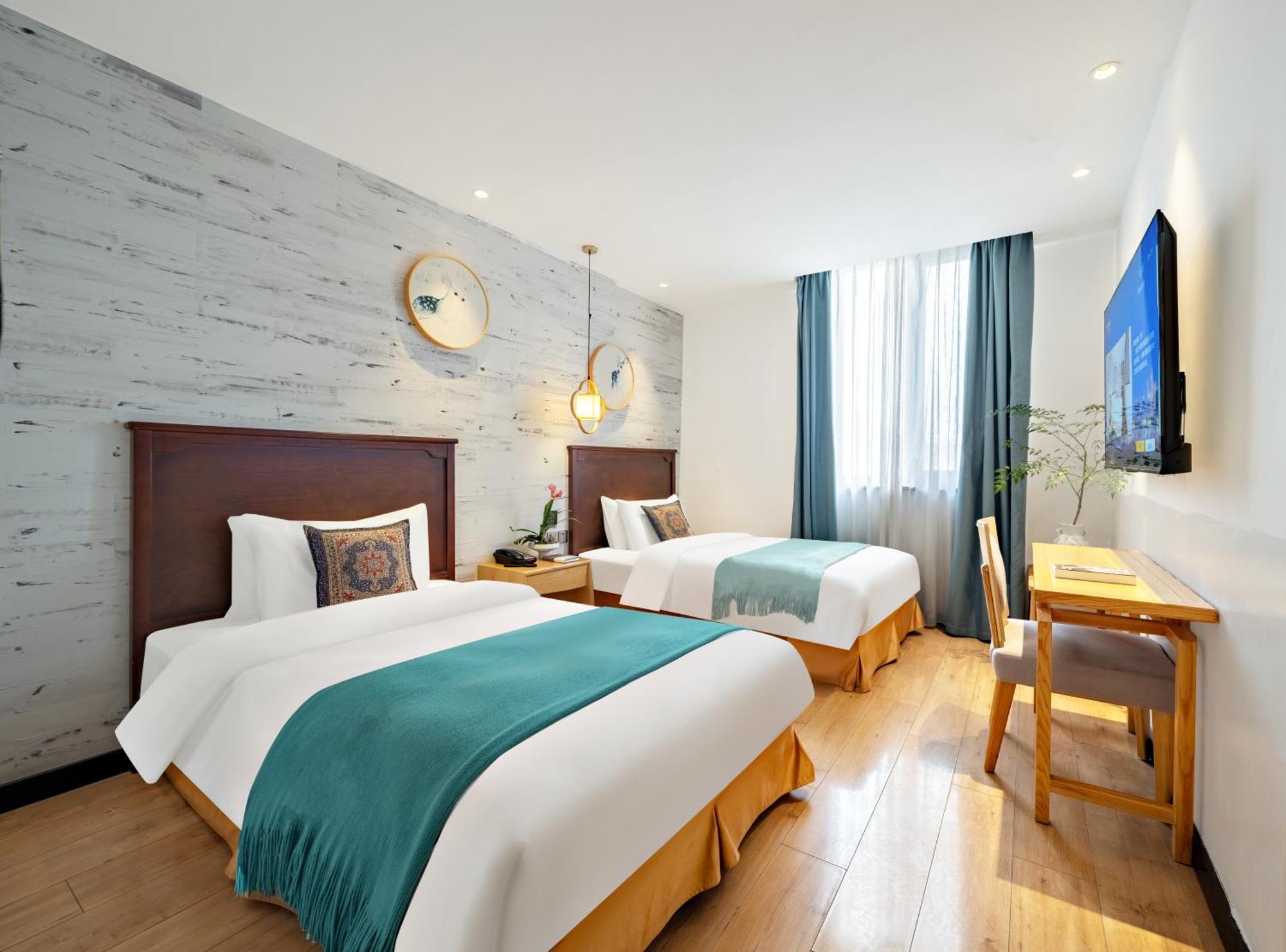 Beijing Tangfu Nanluoguxiang Wang Fu Jing Forbidden City Snack Street Hotel,1 Stop Walking To Airport Express,3 Stop To Tiananmen&Free Laundry Dry Service &Professional Free Tour Ticket Service With English Speaking Staff Pequim Exterior foto